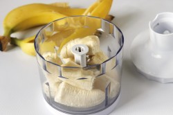 Овсяные оладьи с бананом - шаг 1