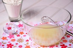 Оладьи на сыворотке пышные без яиц - шаг 2