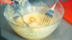 Десертные оладьи с яблоками в кляре - шаг 10 Десертные оладьи с яблоками в кляре - шаг 10