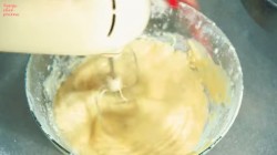 Десертные оладьи с яблоками в кляре - шаг 6 Десертные оладьи с яблоками в кляре - шаг 6