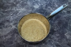 Японские рисовые шарики с сыром - шаг 1 Японские рисовые шарики с сыром - шаг 1