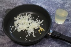 Японские рисовые шарики с сыром - шаг 2 Японские рисовые шарики с сыром - шаг 2