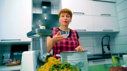 Особая жгучая аджика с болгарским перцем по-сибирски - шаг 6 Особая жгучая аджика с болгарским перцем по-сибирски - шаг 6