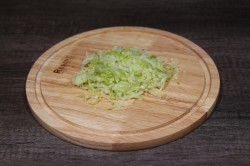 Острая корейская лапша с говядиной овощами и яйцом - шаг 3