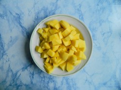 Овощной суп с фрикадельками - шаг 2 Овощной суп с фрикадельками - шаг 2