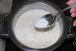 Овсяная каша с бананом на завтрак - шаг 4