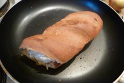 Панини с яблочным повидлом, сыром и яблоком - шаг 7