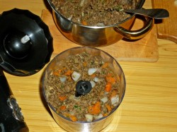 Паштет из чечевицы с морковью - шаг 7