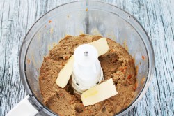 Паштет из куриной печени с морковью и луком - шаг 8