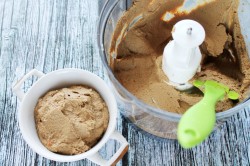 Паштет из куриной печени с морковью и луком - шаг 9