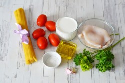 Паста с кальмарами в сливочном соусе - шаг 1