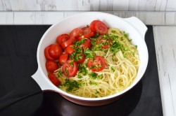 Паста с кальмарами в сливочном соусе - шаг 8