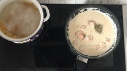 Паста с креветками в чесночном соусе - шаг 6
