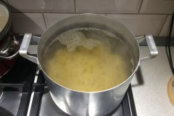 Паста с соусом песто - шаг 6 Паста с соусом песто - шаг 6