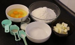 Влажный очень мягкий пасхальный кулич тесто на ночь - шаг 1 Влажный очень мягкий пасхальный кулич тесто на ночь - шаг 1