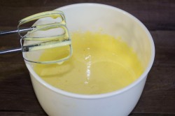 Печенье Дамские пальчики для тирамису - шаг 4 Печенье Дамские пальчики для тирамису - шаг 4