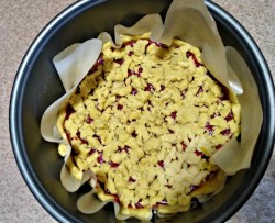 Закрытый песочный пирог с вареньем в мультиварке - шаг 11 Закрытый песочный пирог с вареньем в мультиварке - шаг 11