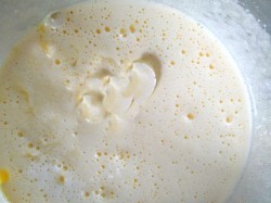 Закрытый песочный пирог с вареньем в мультиварке - шаг 3 Закрытый песочный пирог с вареньем в мультиварке - шаг 3