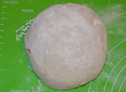 Жареные пирожки с луком и яйцом на кефире - шаг 7 Жареные пирожки с луком и яйцом на кефире - шаг 7