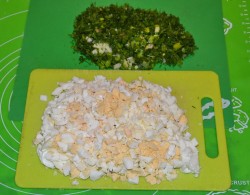 Жареные пирожки с луком и яйцом на кефире - шаг 9 Жареные пирожки с луком и яйцом на кефире - шаг 9