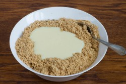 Пирожное без выпечки из печенья Картошка - шаг 5 Пирожное без выпечки из печенья Картошка - шаг 5