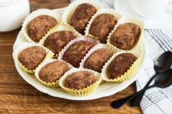 Пирожное без выпечки из печенья Картошка - шаг 8 Пирожное без выпечки из печенья Картошка - шаг 8