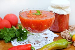 Помидоры для борща на зиму с перцем - шаг 8 Помидоры для борща на зиму с перцем - шаг 8