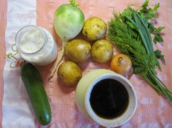 Постная окрошка на квасе - шаг 1 Постная окрошка на квасе - шаг 1