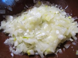 Постная окрошка на квасе - шаг 6 Постная окрошка на квасе - шаг 6