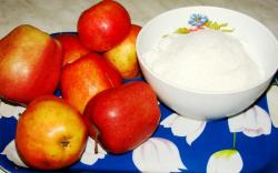 Простое яблочное повидло без воды - шаг 1 Простое яблочное повидло без воды - шаг 1