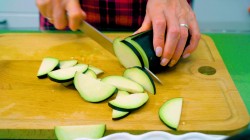 Закуска на зиму из баклажанов с фасолью и болгарским перцем - шаг 9 Закуска на зиму из баклажанов с фасолью и болгарским перцем - шаг 9