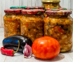 Закуска на зиму из баклажанов с фасолью и болгарским перцем - шаг 16 Закуска на зиму из баклажанов с фасолью и болгарским перцем - шаг 16