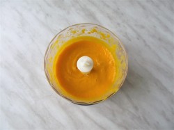 Пряные панкейки из тыквы с медом - шаг 7 Пряные панкейки из тыквы с медом - шаг 7