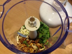 Пхали из шпината по-грузински - шаг 4