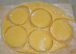 Пышки на сметане - шаг 5 Пышки на сметане - шаг 5