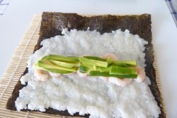 Домашние суши с креветками - шаг 6