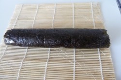 Домашние суши с креветками - шаг 7