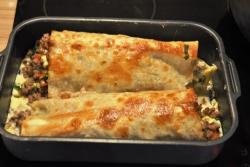 Рулет лаваш с фаршем в духовке - шаг 16