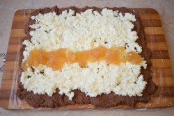 Рулет из печенья без выпечки - шаг 8