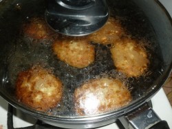 Рыбные котлеты с манкой - шаг 15