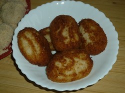 Рыбные котлеты с манкой - шаг 16