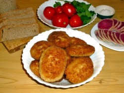 Рыбные котлеты с манкой - шаг 17