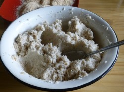 Рыбные котлеты с манкой - шаг 8