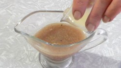 Рыбный салат без майонеза с авокадо и грушами - шаг 4