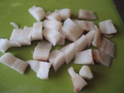 Рыбный суп уха из минтая - шаг 2 Рыбный суп уха из минтая - шаг 2