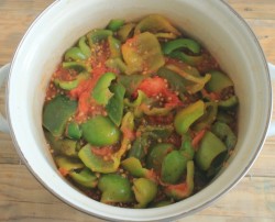 Салат Аленка на зиму из свеклы - шаг 5