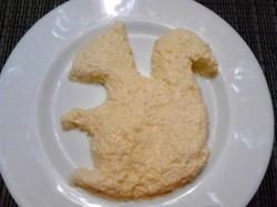 Салат Белочка с плавленным сыром - шаг 11