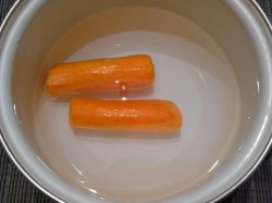 Салат Белочка с плавленным сыром - шаг 2