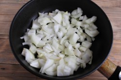 Салат Глобус на зиму с баклажанами - шаг 5 Салат Глобус на зиму с баклажанами - шаг 5