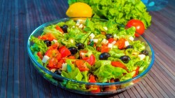 Салат Греческий с дунганским перцем и сыром фета - шаг 17